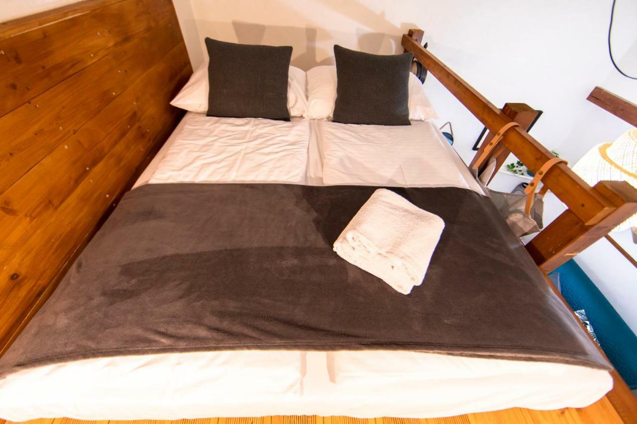 Apartamento Friday Songs Praga Exterior foto